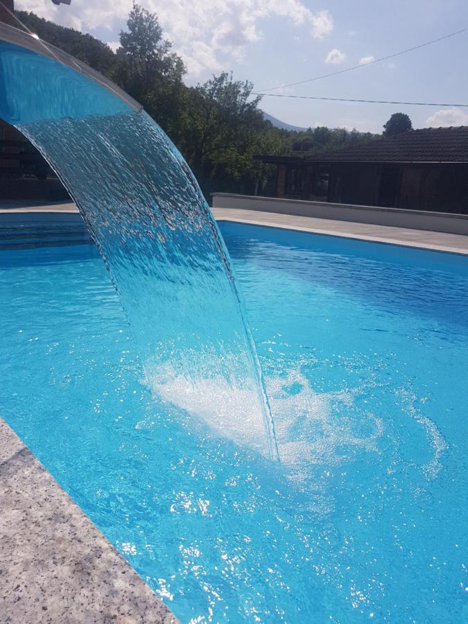 Holiday Home Emir Racic Extérieur photo